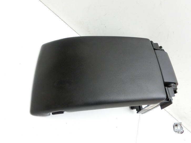 Volvo V70 135 07-13 Armlehne Mittelarmlehne Auflage Volvo V70 135 07-13 17.06.2010 1303437-0BL gebraucht Vorschau 2