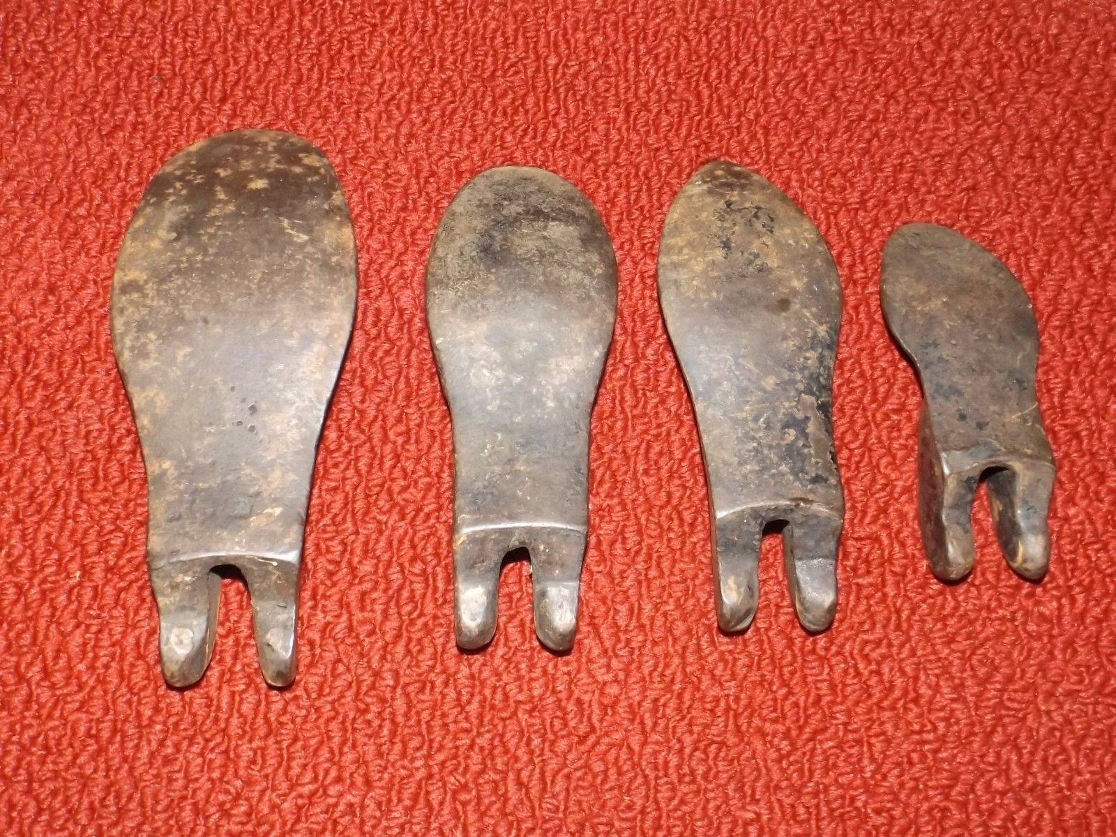 OLD VTG ANTIQUE CAST IRON SHOE FORM COBBLER SHOEMAKER TOOL MOLD FOOT LOT OF 4