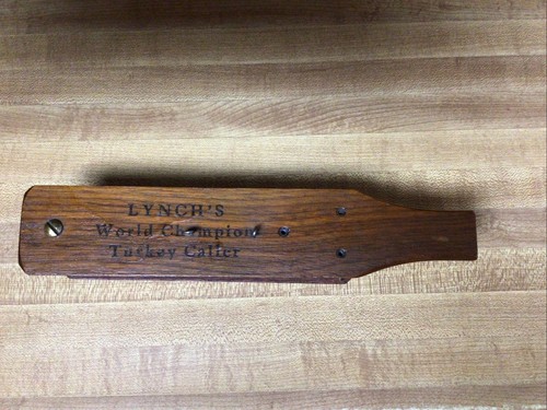 1958 LYNCH'S 3 HOLE WORLD CHAMPION TURKEY CALL MODEL 102 1958 LYNCH'S 3 HOLE WORLD CHAMPION TURKEY CALL MODEL 102
