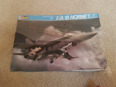 1/48 Revell F/A 18 Hornet 4530