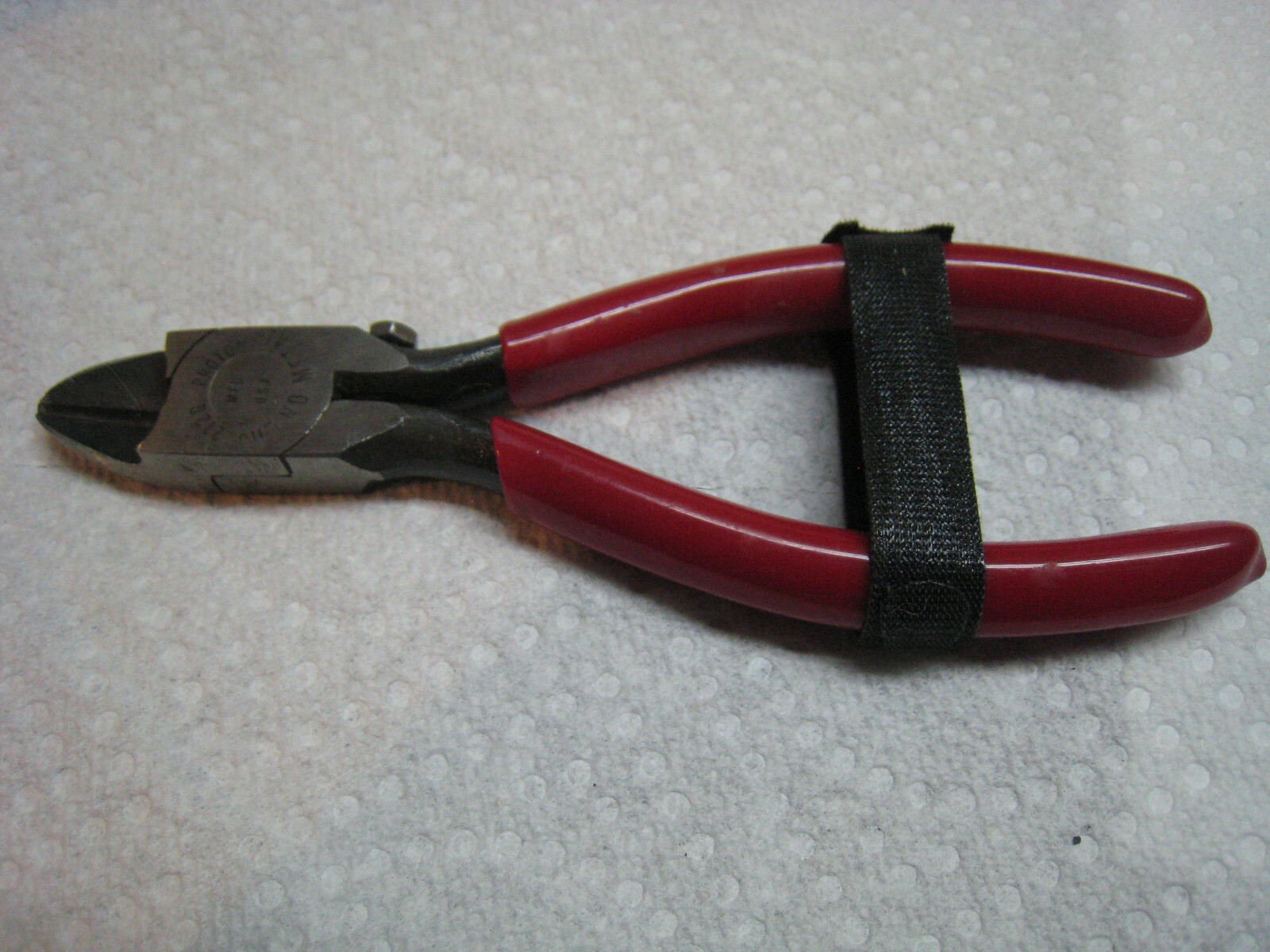 PROTO DIAGANOL PLIERS 212G  NOT FOR METAL CUTTING