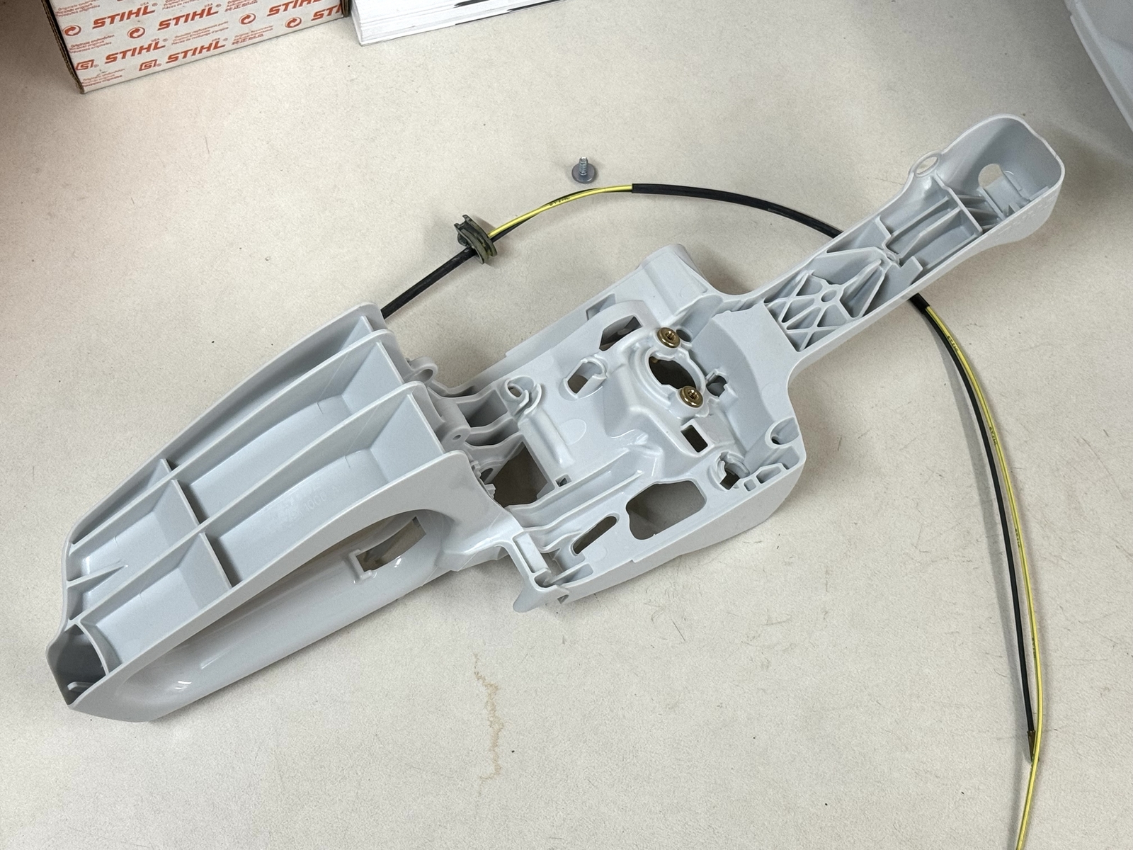 STIHL OEM HANDLE HOUSING 1145 790 1050 FOR MS201C MS201 C-E MS 201 CE - Picture 4 of 5