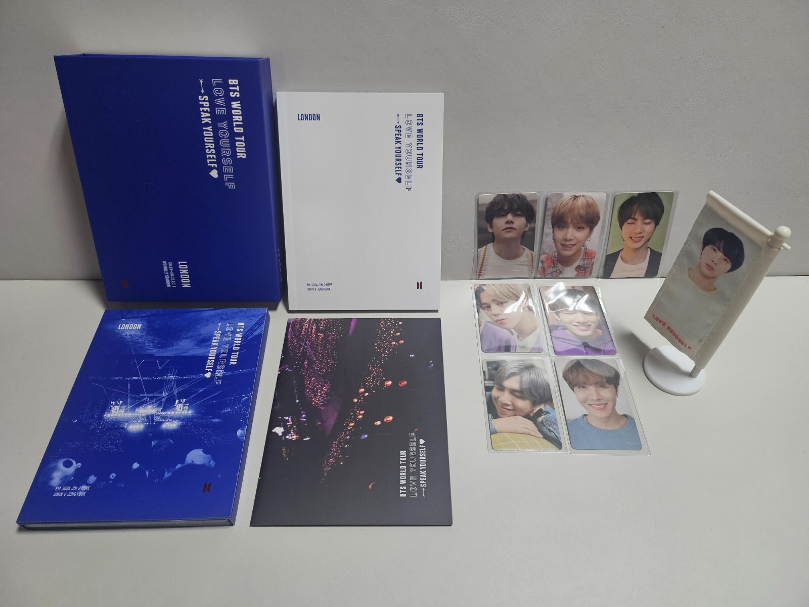 BTS World Tour Love Yourself LONDON DVD (No Bookmark) + Jin