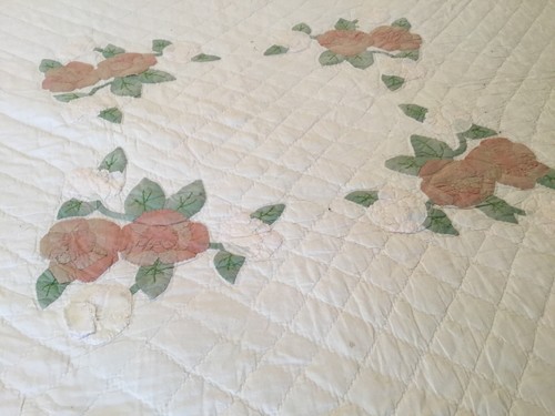 Lot Of 2 Cutter Quilts - Appliquéd Flowers And Eight Point Star