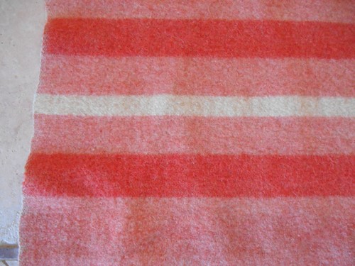 Pretty Vintage Striped Red Camp Blanket Cabin Bed Cottage 75
