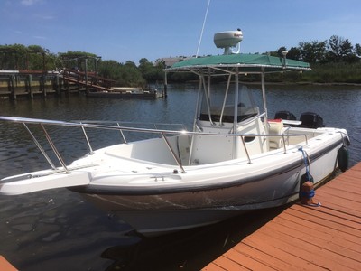 boston whaler outrage 23