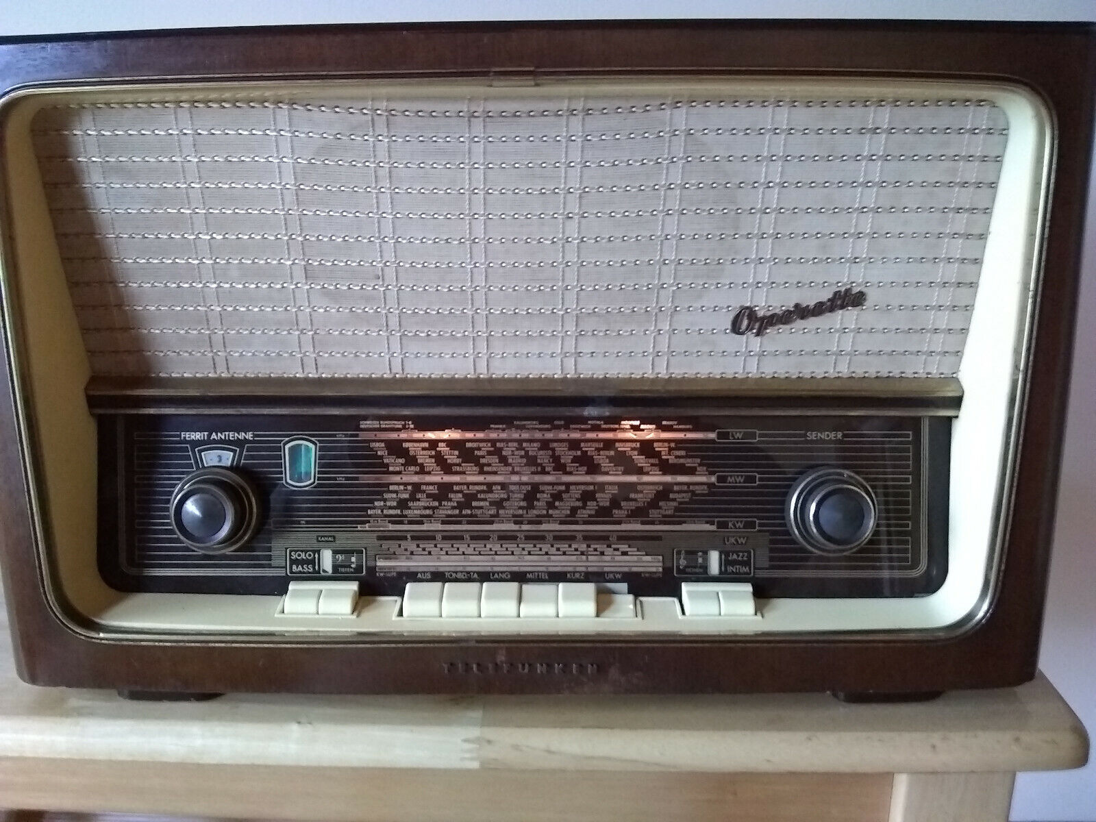 Vintage Telefunken Operette 8 German Tube Radio | eBay Vintage Telefunken Operette 8 German Tube Radio | eBay