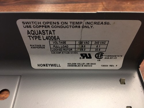 Honeywell Aquastat L4006A  FREE SHIPPING 100-240 Degrees, Differential 5-30 Deg.