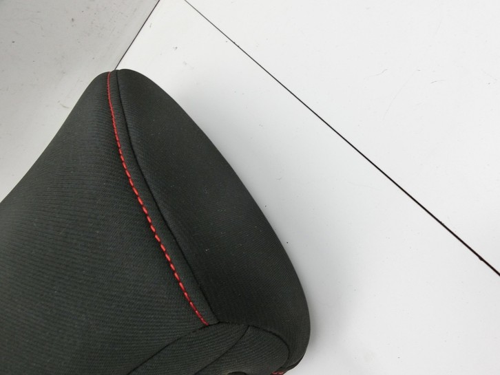 Suzuki Swift IV FZ NZ 12-17 3T Kopfstütze für Beifahrer Sitz Rechts oder Links Vorne rote Naht Suzuki Swift IV FZ... Vorschau 3