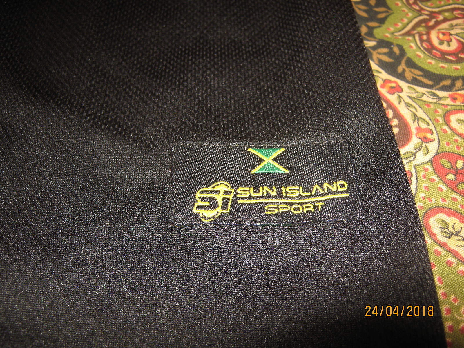 Sun Island Sport Jamaican Shirt Adult MEDIUM (NWT) JAMAICAN FLAG COLORS