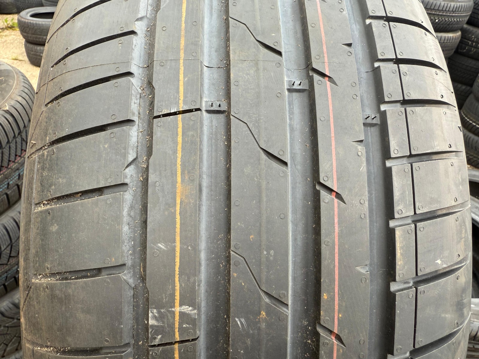New 255 55 18 Hankook, Ventus S1 Evo 3, EV, x1 Single Tyre (F1_tyres) YD137