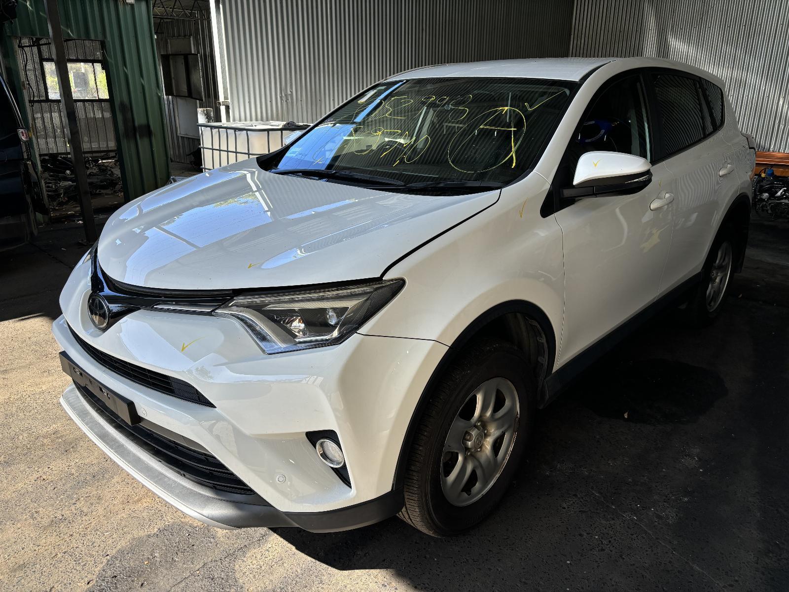 2018 Toyota Rav4 RIGHT HEADLAMP XA40 LED TYPE 10/15-12/18 15 16 17 18 image 5