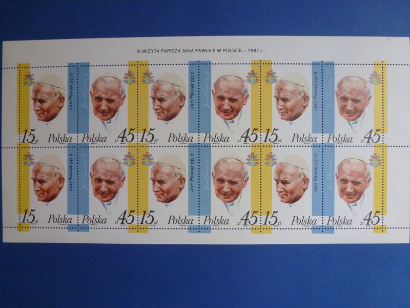 Lot 552 Timbres Stamp