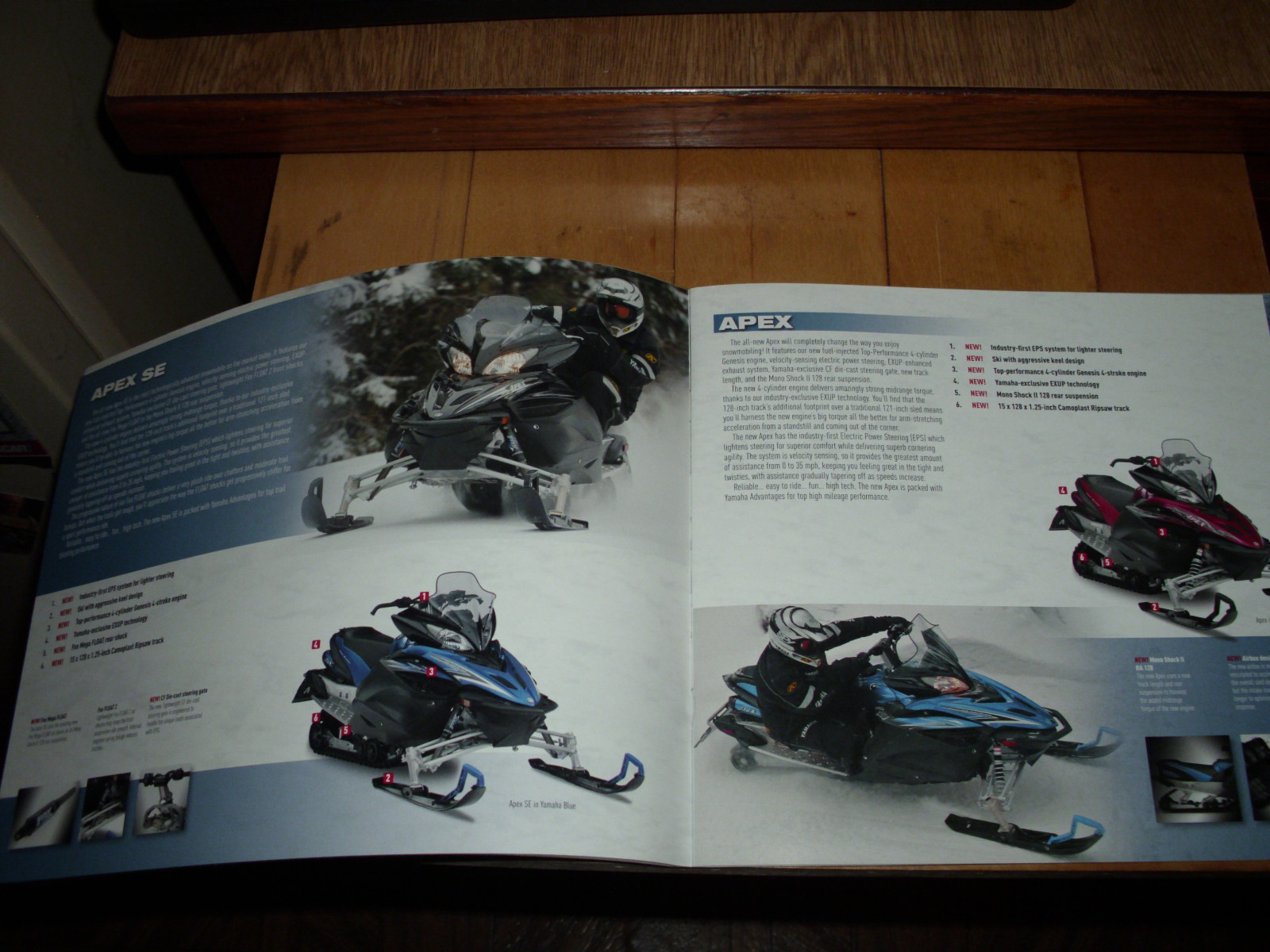2011 YAMAHA SNOWMOBILE ACCESSORIES & APPAREL SALES CATALOG BROCHURE NICE!!
