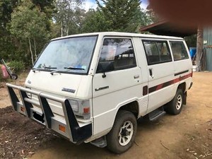 Mitsubishi l300 4wd