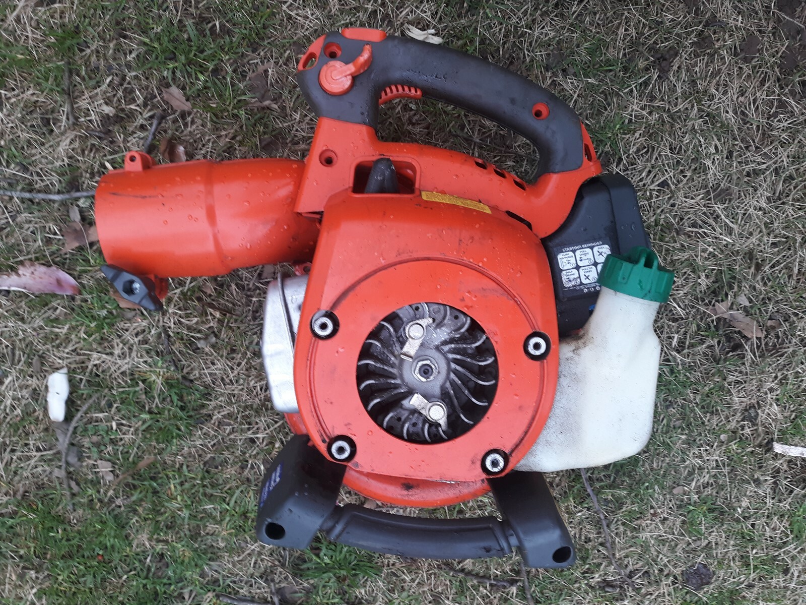 Husqvarna 125B Handheld Leaf Blower