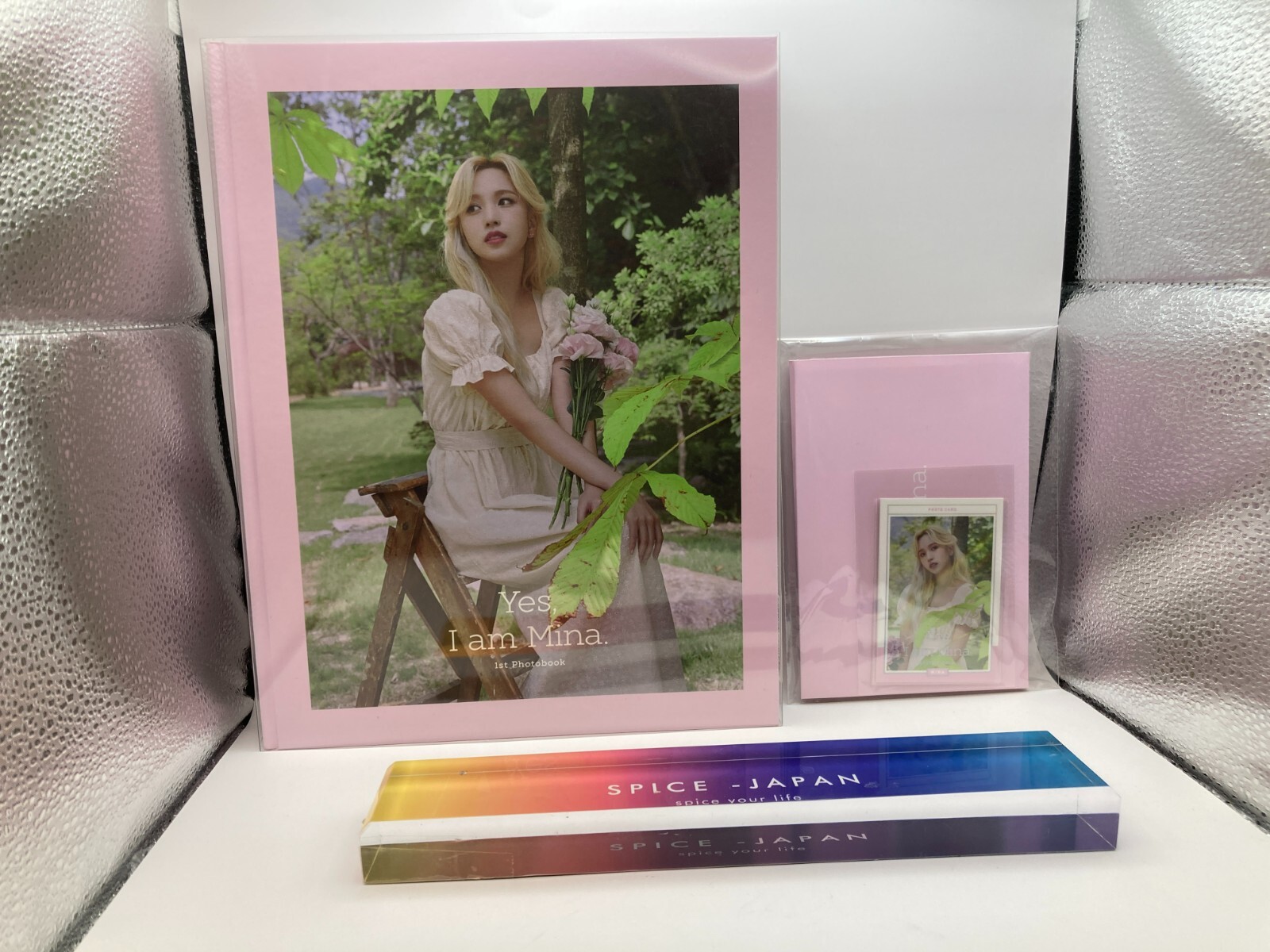 TWICE Tzuyu Yes I Am Tzuyu. Blue Ver. 1st Photo Book TWICE Tzuyu Yes I Am Tzuyu. Blue Ver. 1st Photo Book