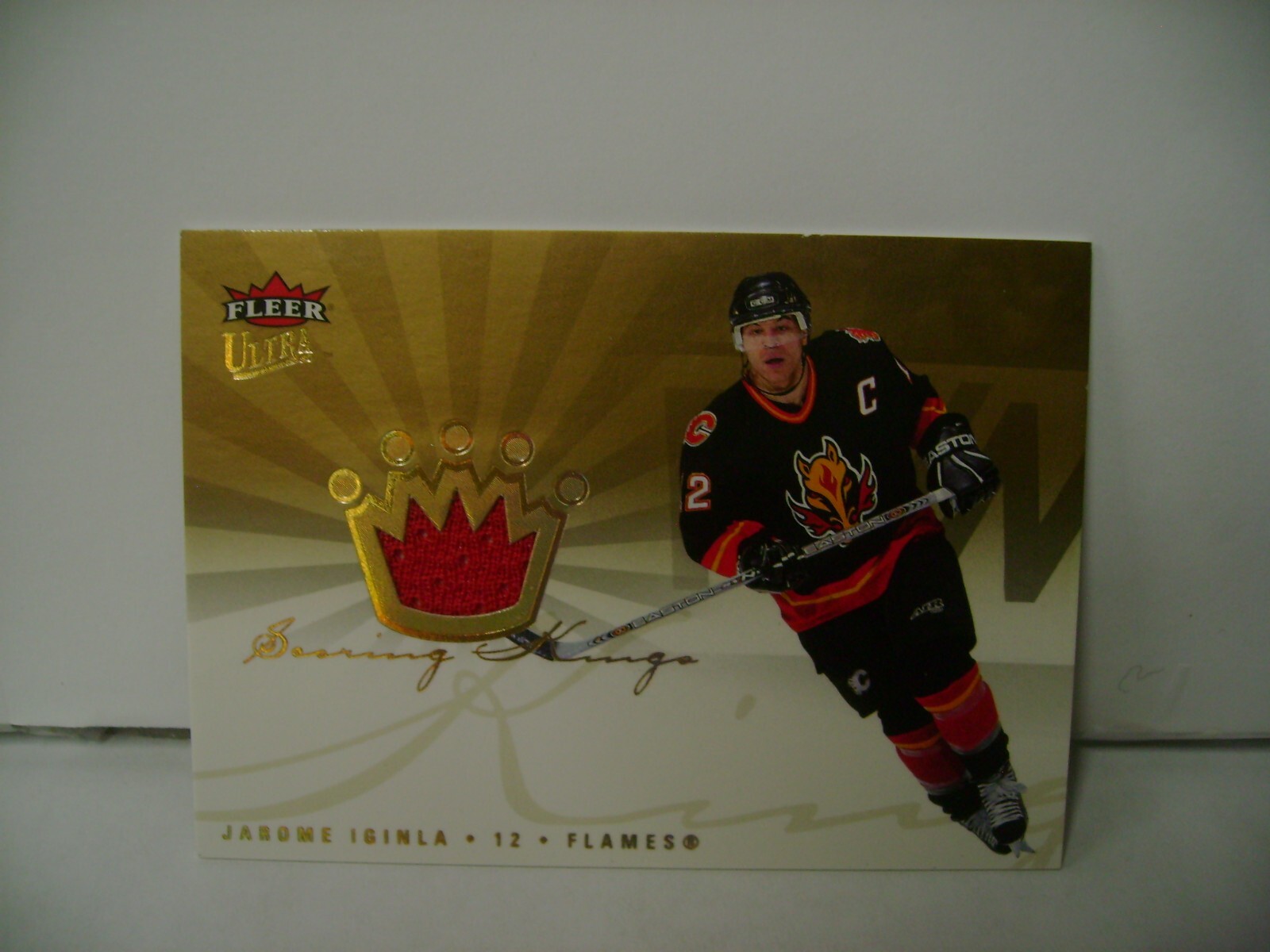 JAROME IGINLA 2005-06 FLEER ULTRA SCORING KINGS JERSEY CARD