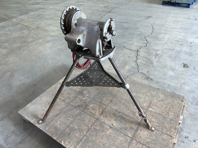RIDGID No 300 Power Drive Pipe Threading Machine Tripod