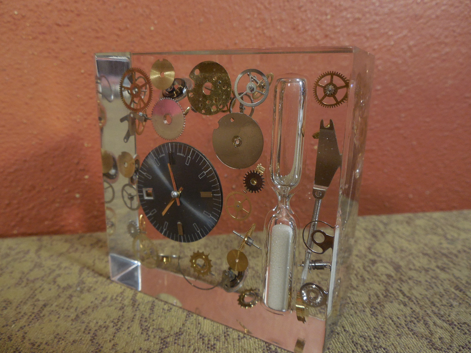 Vintage Wristwatch Clock Watch Parts Hourglass TIMER in Clear Lucite NICE