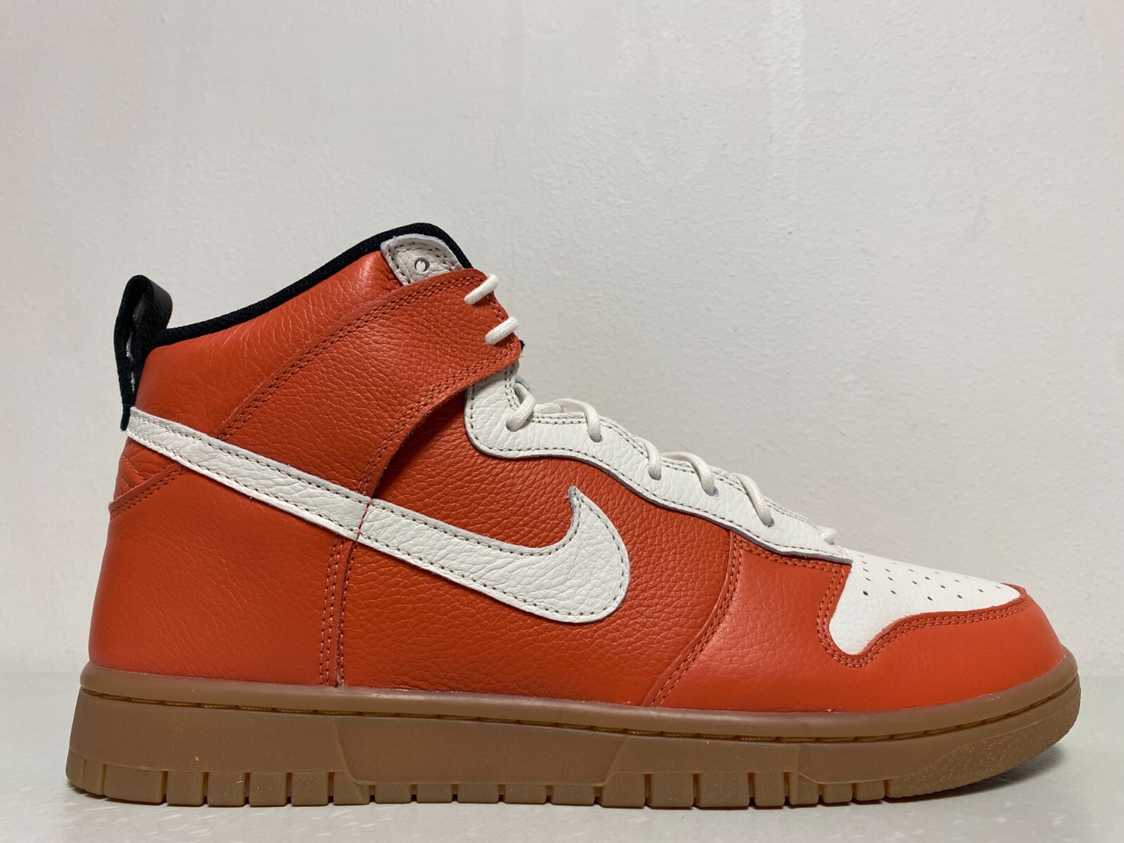 Nike Dunk High ブラウン/ホワイト Nike Dunk High スニーカー | ブラウン | FARFETCH JP