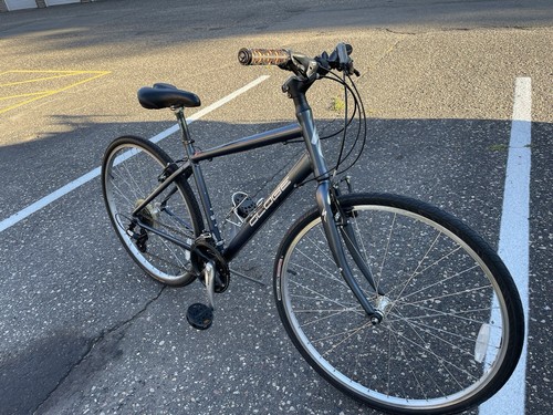 Specialized Globe 折りたたみ CYP199.bs_bike1.specow-fe34bd7