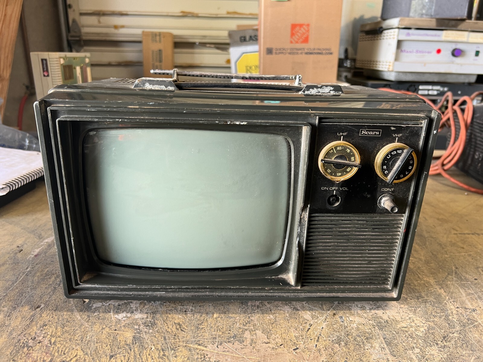 Vintage SEARS RGB CRT TV 564.49981100 TESTED WORKING