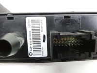 Smart ForTwo 451 07-10 Schalterleiste Warnblinkschalter ZV Schalter Smart ForTwo 451 07-10 29.10.2009 A4518206810... Vorschau 6