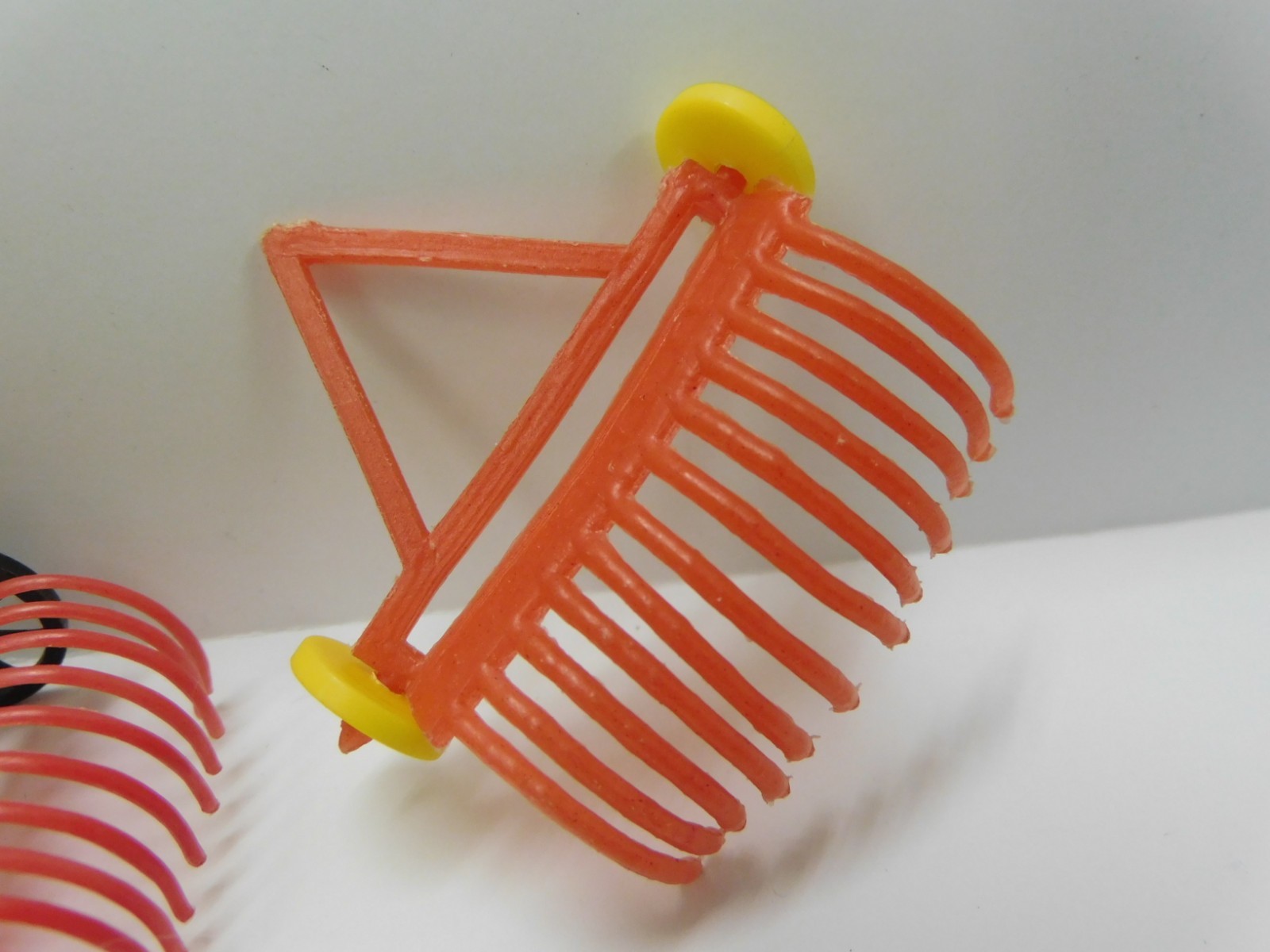 1:72 Scale Hong Kong Tractor Hay Rakes Plastic Playset Accessories Farm Implemen