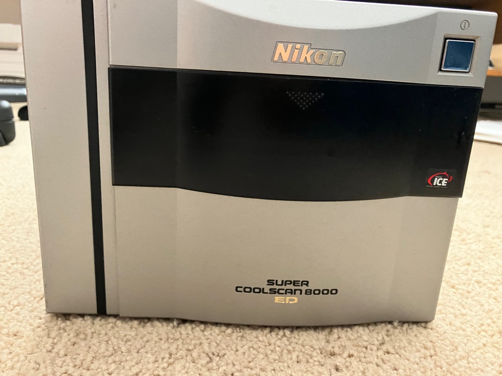 Nikon Super Coolscan 8000 ED Dedicated Film Scanner 4000 dpi