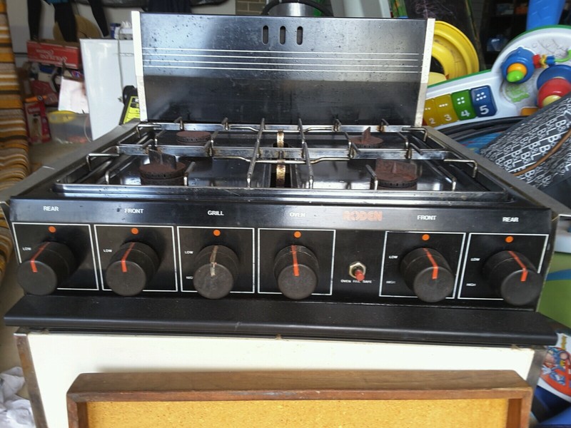 Roden Caravan Gas Oven And Stovetop And Rangehood Caravan