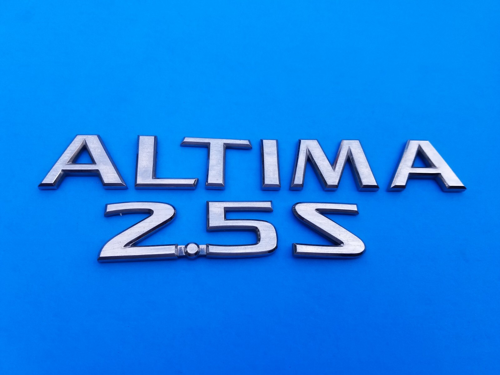 2008-2013 NISSAN ALTIMA 2.5S COUPE REAR EMBLEM BADGE SYMBOL LOGO