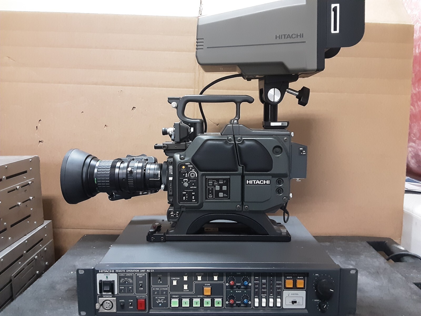 Hitachi Z-2010 Camera Package,with 50 feet cable Hitachi Z-2010 Camera Package,with 50 feet cable