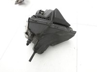 Audi A4 8K B8 07-11 TFSI 2,0 132KW Luftfilterkasten Audi A4 8K B8 07-11 29.10.2009 8R0133837S 8R0133837E gebraucht Vorschau 7