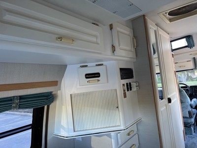 image 6 of interior