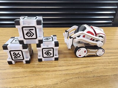 Takara Tomy COZMO Robot  Toy Anki  W/3 Cubes Blocks No/Charger ''UNTESTED''