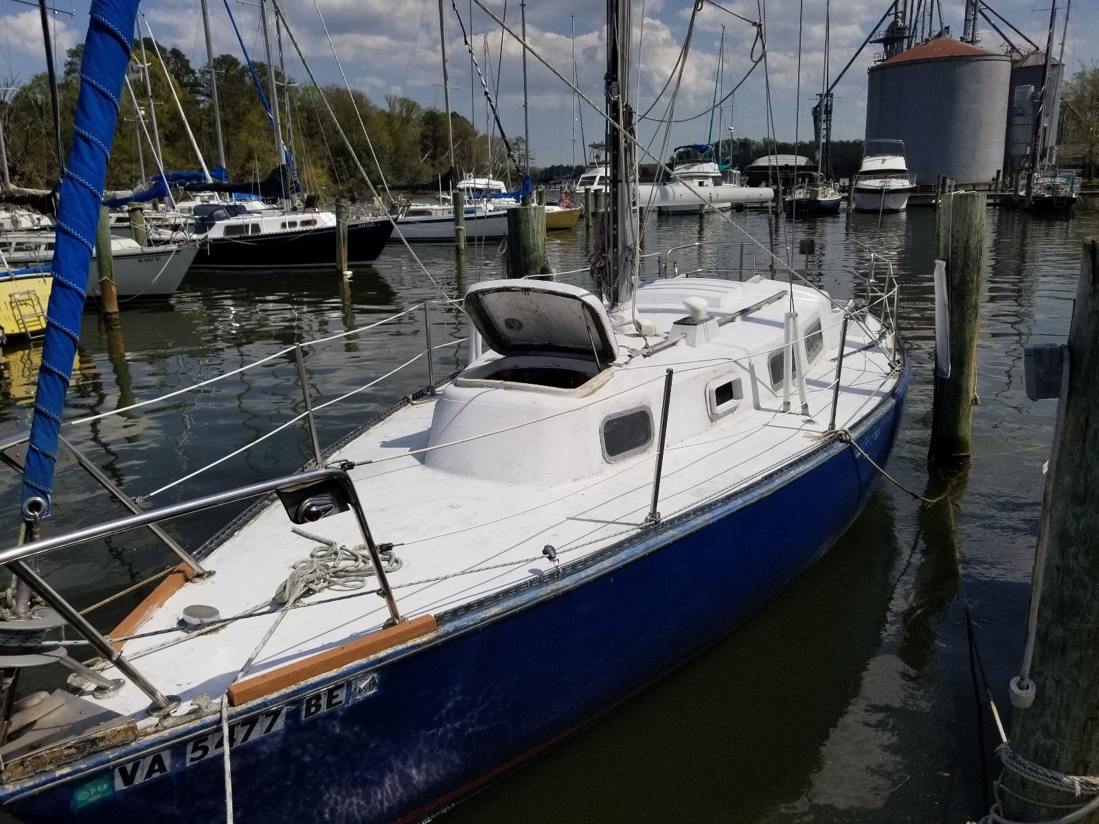 1976 Tartan 30C 30' Sailboat - Virginia