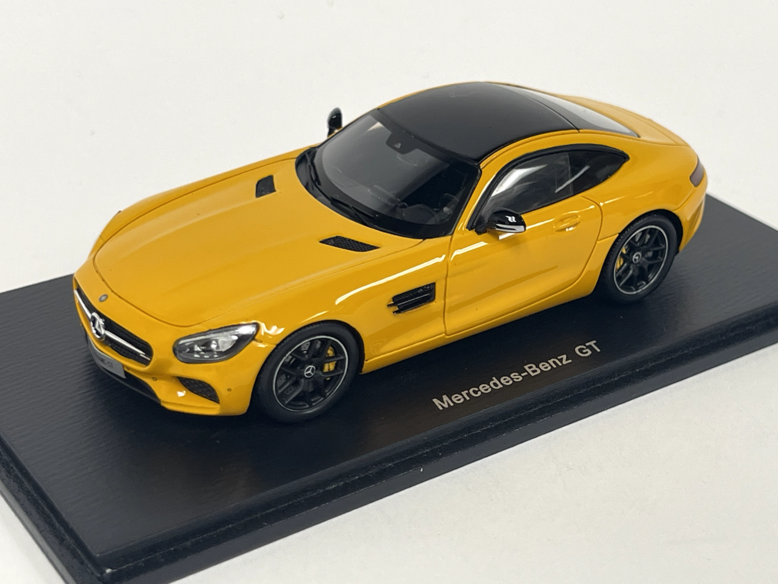 1/43 メルセデス ベンツ AMG GT S Norev Amazon.com: Norev NV351350 1:43 2015 Mercedes-AMG GT S-Matte