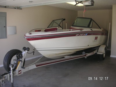 runabout boat 1989 Regency 18' by Dynasty W/Trailer Eng Mercruiser 4.3L V6