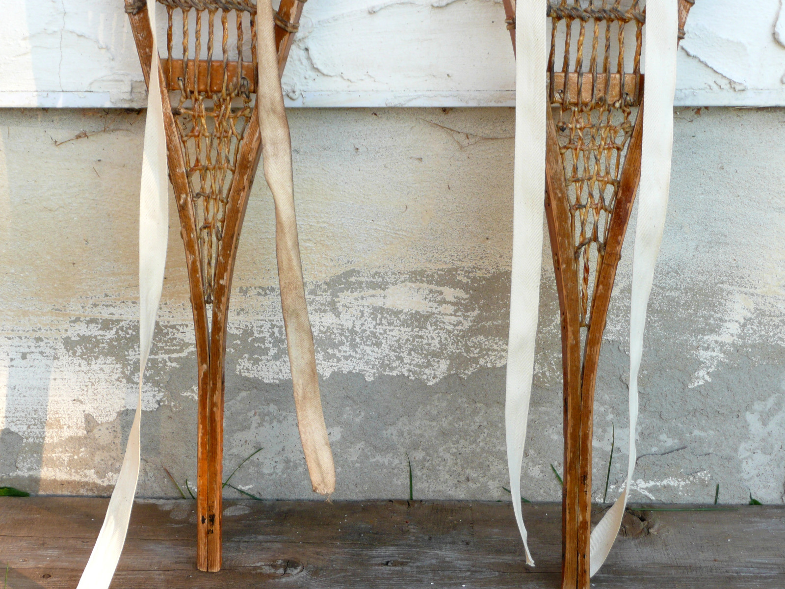 Antique Indian Made Small Snowshoes 11 X 36  RARE MODEL  * FREE SHIP *