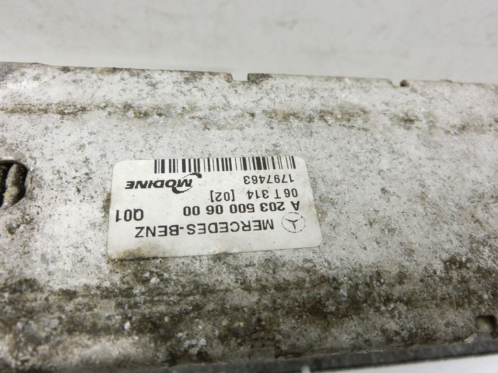 Mercedes SLK R171 04-08 1,8 120KW Ladeluftkühler Kühler Mercedes SLK R171 04-08 23.11.2006 A2035000600 1797463 gebraucht Vorschau 3