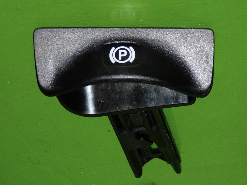 06-11 CLS 550 63 W219 OEM 2194270120 parking ebrake emergency release handle