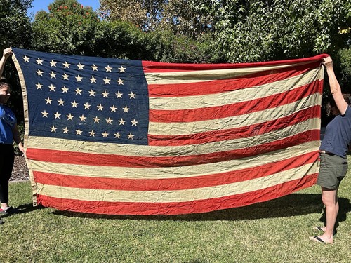 貴重！特大BIG アメリカヴィンテージ星条旗フラッグ　USA製アンティーク西海岸 1082 ビンテージ アメリカ国旗 星条旗 50スター アメリカン