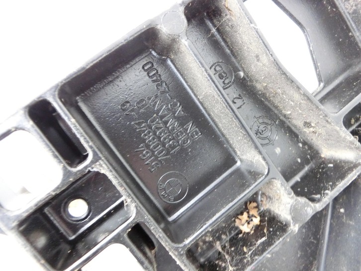 BMW E63 6er 645Ci 03-07 Halter Träger für Scheinwerfer Vorne Links BMW E63 6er 645Ci 03-07 10.01.2005 7008847... Vorschau 5