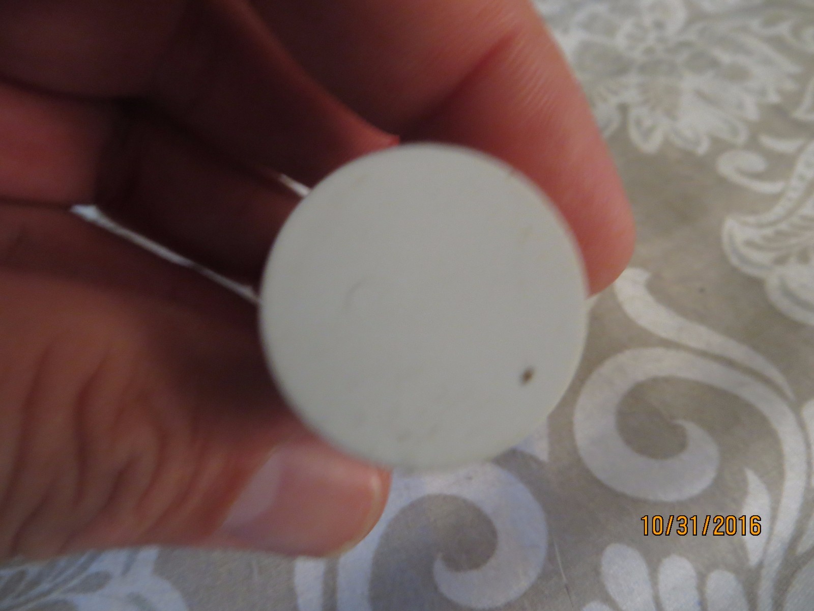 PERFECT BREWING,GRAIN BELT BEER ADVERTISING SALT SHAKER FULL