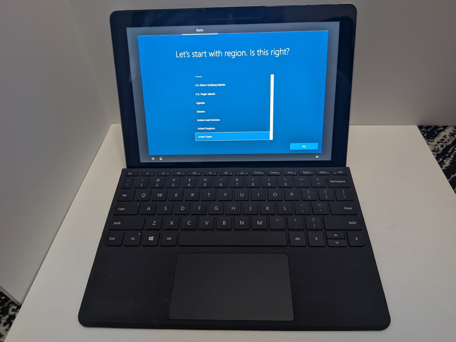 Surface Go, Pentium 4415Y 1.6 GHz, 8GB RAM, 128GB SSD, Win