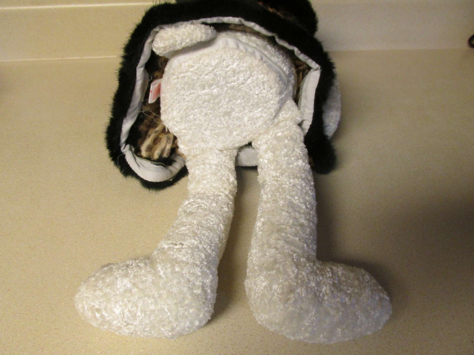 VINTAGE CHANTILLY LANE MUSICAL BEAR 22