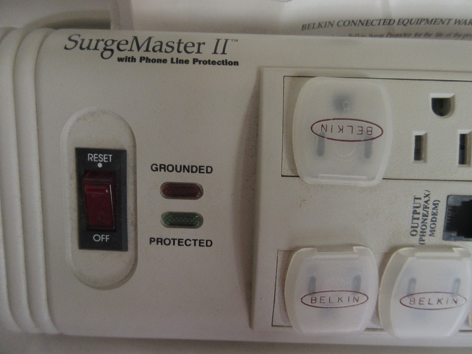 Belkin F9M923-08GRY-DLSurge Suppression Suppressor Power Tap Strip w Phone Line