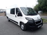 1 OWNER FROM NEW ONLY 7565 MILES  AND 4 SERVICES