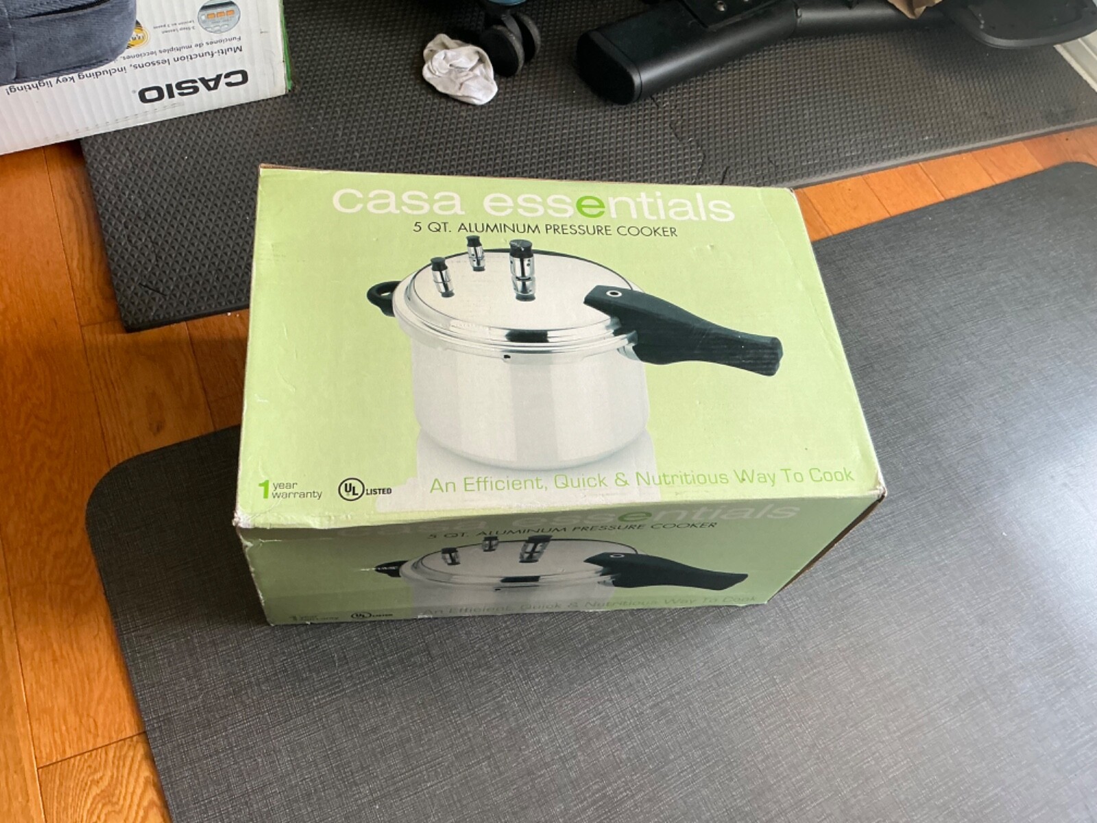 Casa Essentials Aluminum Pressure Cooker 5 Qrt-SA32905 Casa Essentials Aluminum Pressure Cooker 5 Qrt-SA32905